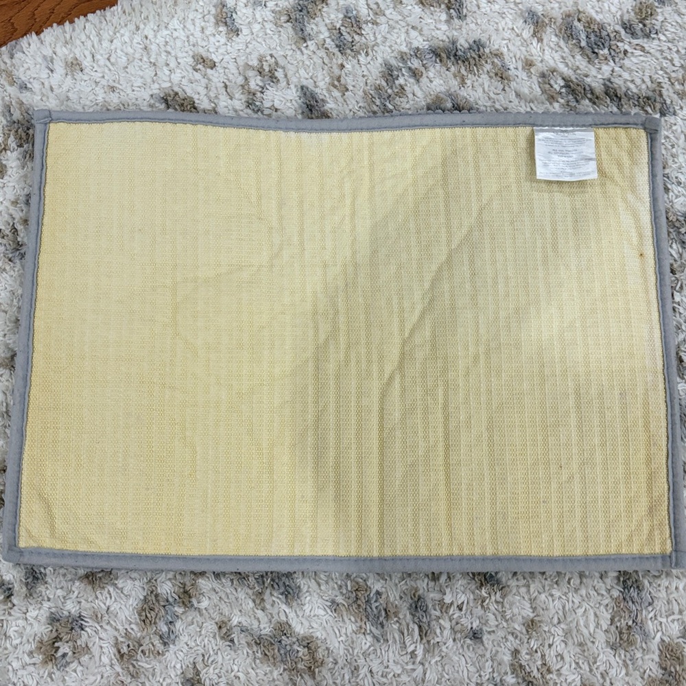 Mohawk Gray Textured Mat - Picture 2 of 5